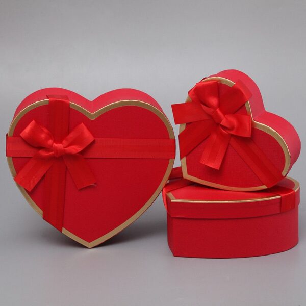 CAJA DE CORAZONES TRIO 3 UNIDADES