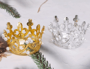 CORONA METALICA CON PERLAS