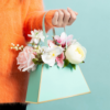 BOLSA TIPO CARTERA PARA RAMOS FLORALES CON ASAS Y BORDES DORADOS X10 UNID